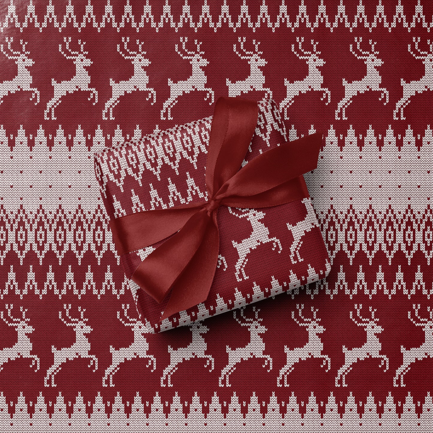 Reindeer Faire Isle Wrapping Paper - Burgundy